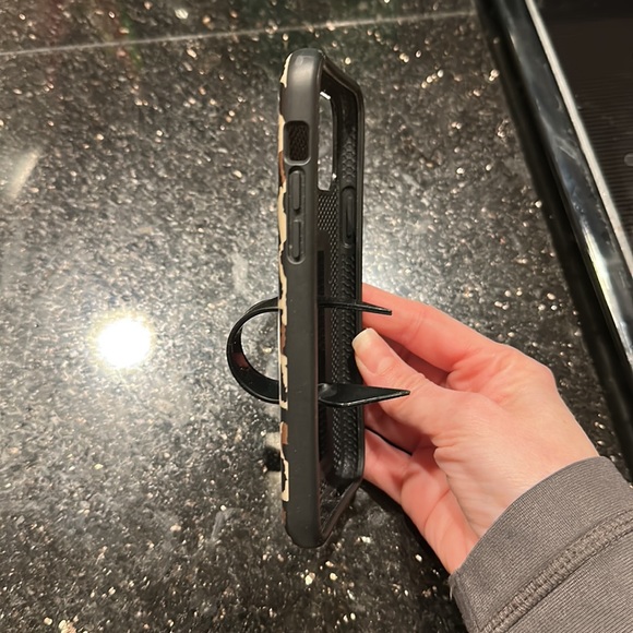 Loopy iPhone 11 Pro case - Picture 3 of 6